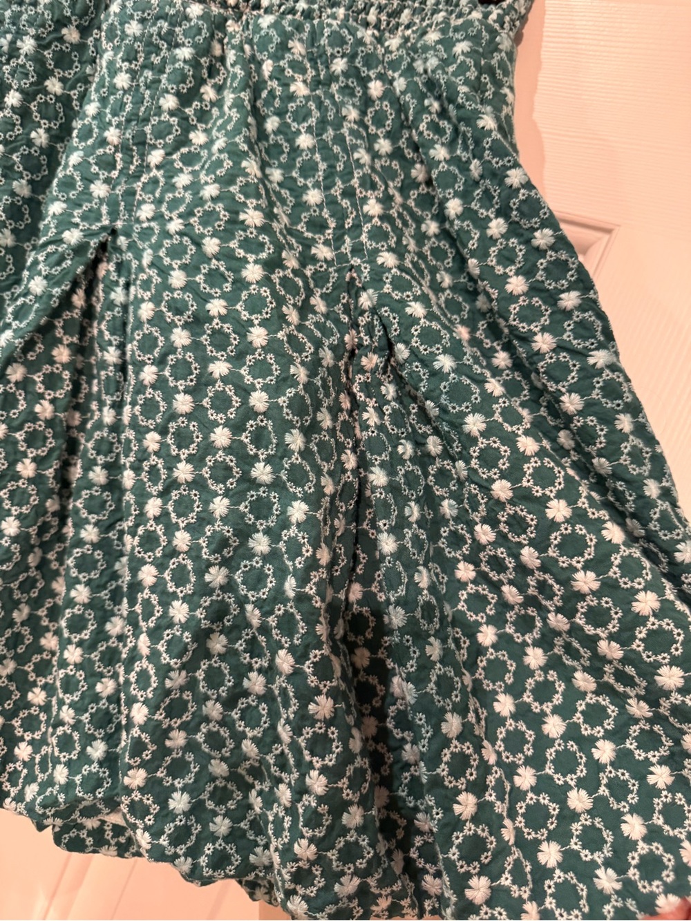 Buru Green and White Floral Smocked Mini Flare Bubble Skirt M Embroidered - Picture 7 of 9